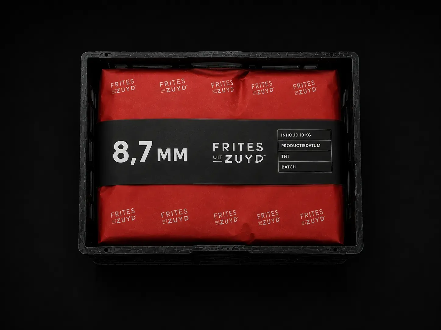 Krat met rood verpakte frites van 8,7 millimeter